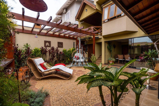 Imagem Casa com 3 Quartos à Venda, em Valinhos Imagem Casa com 3 Quartos à Venda, em Valinhos