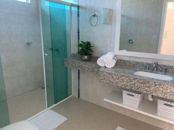 Imagem Casa com 6 Quartos para Temporada, 380 m² em Jurerê Internacional - Florianópolis Imagem Casa com 6 Quartos para Temporada, 380 m² em Jurerê Internacional - Florianópolis