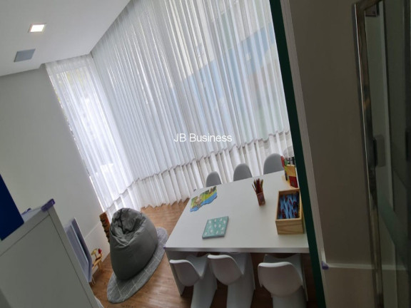 Imagem Imóvel com 4 Quartos à Venda, 140 m² em Centro - Balneário Camboriú Imagem Imóvel com 4 Quartos à Venda, 140 m² em Centro - Balneário Camboriú