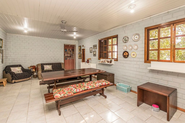 Imagem Chácara com 2 Quartos à Venda, 20.000 m² em Lami - Porto Alegre Imagem Chácara com 2 Quartos à Venda, 20.000 m² em Lami - Porto Alegre
