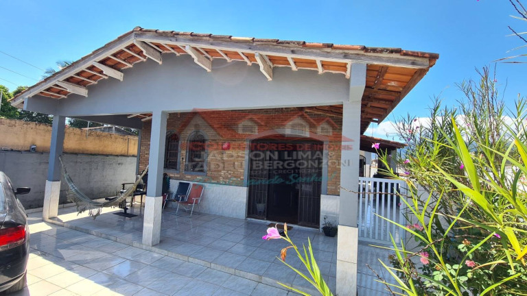 Imagem Casa com 3 Quartos à Venda, 500 m² em Morro Do Algodão - Caraguatatuba Imagem Casa com 3 Quartos à Venda, 500 m² em Morro Do Algodão - Caraguatatuba