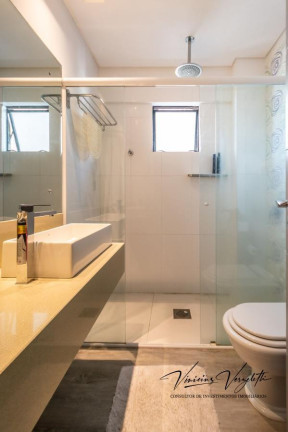 Imagem Apartamento com 3 Quartos para Temporada, 130 m² em Centro - Balneário Camboriú Imagem Apartamento com 3 Quartos para Temporada, 130 m² em Centro - Balneário Camboriú