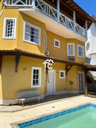 Casa de Condomínio com 3 Quartos à Venda,  em Badu - Niterói