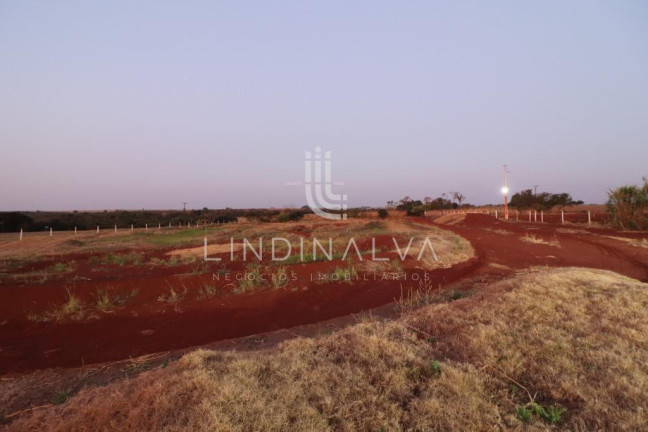 Imagem Fazenda à Venda, 10.000 m² em Três Lagoas - Foz Do Iguacu Imagem Fazenda à Venda, 10.000 m² em Três Lagoas - Foz Do Iguacu