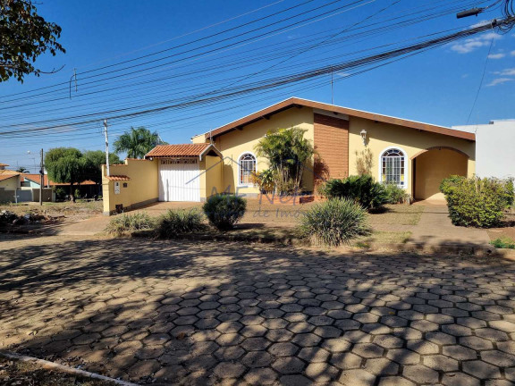 Imagem Casa com 3 Quartos à Venda, em Cidade Jardim - Pirassununga Imagem Casa com 3 Quartos à Venda, em Cidade Jardim - Pirassununga