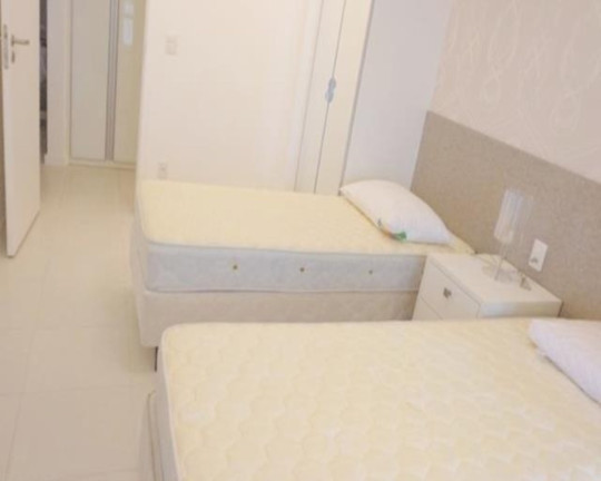 Imagem Apartamento com 3 Quartos à Venda, 168 m² em Pitangueiras - Guarujá