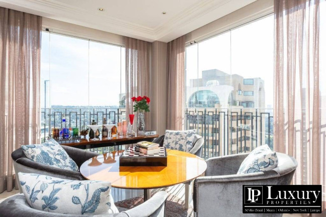 Apartamento com 3 Quartos à Venda, 367 m² em Itaim Bibi - São Paulo