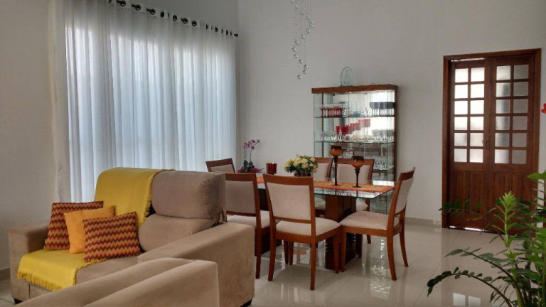 Imagem Casa de Condomínio com 2 Quartos à Venda, 300 m² em Residencial Novo Horizonte - Taubaté Imagem Casa de Condomínio com 2 Quartos à Venda, 300 m² em Residencial Novo Horizonte - Taubaté