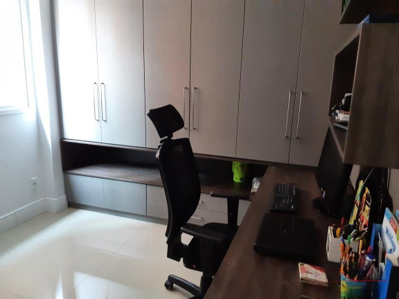 Imagem Apartamento com 3 Quartos à Venda, 149 m² em Centro - Florianópolis Imagem Apartamento com 3 Quartos à Venda, 149 m² em Centro - Florianópolis