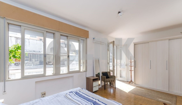 Imagem Apartamento com 3 Quartos à Venda, 203 m² em Centro Histórico - Porto Alegre Imagem Apartamento com 3 Quartos à Venda, 203 m² em Centro Histórico - Porto Alegre
