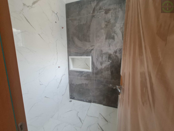 Imagem Casa com 3 Quartos à Venda, em Uvaranas - Ponta Grossa Imagem Casa com 3 Quartos à Venda, em Uvaranas - Ponta Grossa