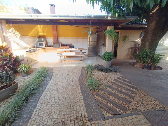 Imagem Casa com 3 Quartos à Venda, 212 m² em Parque Flamboyant - Aparecida De Goiania Imagem Casa com 3 Quartos à Venda, 212 m² em Parque Flamboyant - Aparecida De Goiania