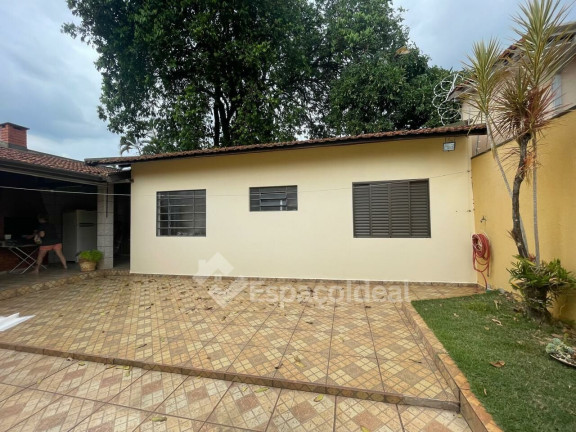 Imagem Casa com 3 Quartos à Venda, 160 m² em Centro - Agudos Imagem Casa com 3 Quartos à Venda, 160 m² em Centro - Agudos