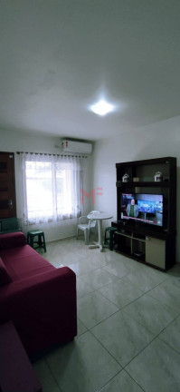 Imagem Casa com 5 Quartos à Venda, 180 m²em Capão Da Canoa - Capão Da Canoa Imagem Casa com 5 Quartos à Venda, 180 m²em Capão Da Canoa - Capão Da Canoa