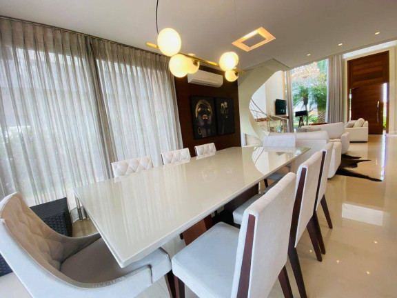 Imagem Casa com 5 Quartos à Venda, em Centro - Xangri-lá Imagem Casa com 5 Quartos à Venda, em Centro - Xangri-lá