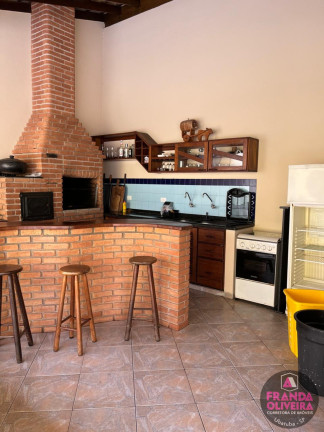 Imagem Sobrado com 6 Quartos à Venda, 375 m² em Centro - Ubatuba
