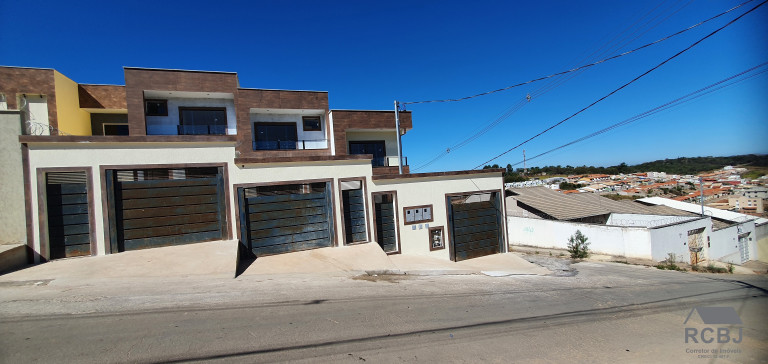 Imagem Casa com 3 Quartos à Venda, em São Pedro - Esmeraldas Imagem Casa com 3 Quartos à Venda, em São Pedro - Esmeraldas