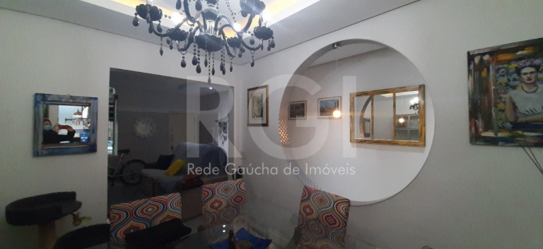 Imagem Casa com 2 Quartos à Venda, 105 m² em Cidade Baixa - Porto Alegre Imagem Casa com 2 Quartos à Venda, 105 m² em Cidade Baixa - Porto Alegre