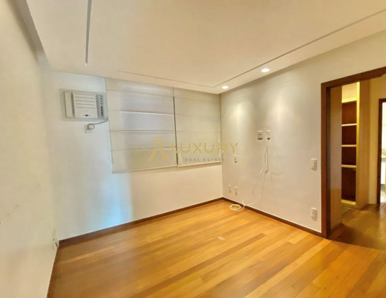 Imagem Imóvel com 4 Quartos à Venda, 180 m² em Funcionários - Belo Horizonte Imagem Imóvel com 4 Quartos à Venda, 180 m² em Funcionários - Belo Horizonte