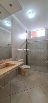 Imagem Casa com 3 Quartos à Venda, 172 m² Imagem Casa com 3 Quartos à Venda, 172 m²