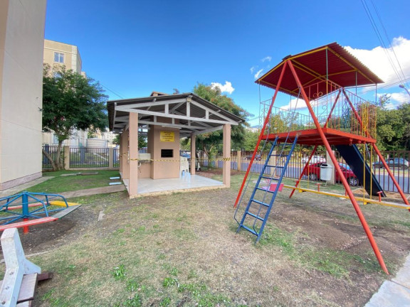 Imóvel com 2 Quartos à Venda,  em Jardim Leopoldina - Porto Alegre