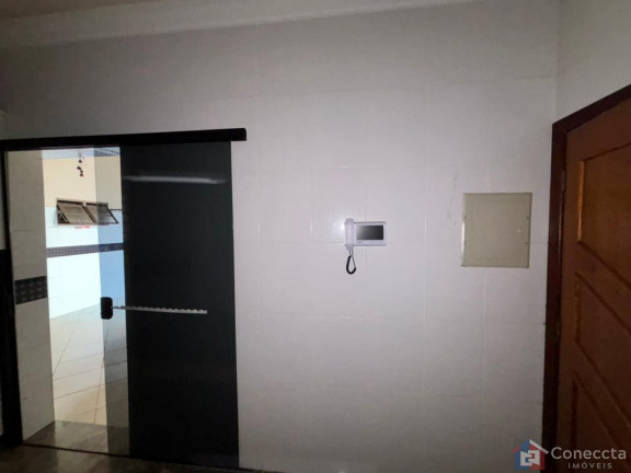 Imagem Sobrado com 3 Quartos para Alugar, 120 m² em Centro - Patos De Minas Imagem Sobrado com 3 Quartos para Alugar, 120 m² em Centro - Patos De Minas