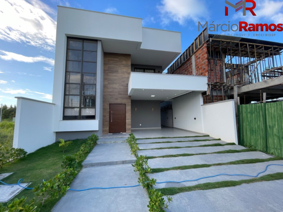 Casa com 4 Quartos à Venda, 196 m² em Jacunda - Eusébio