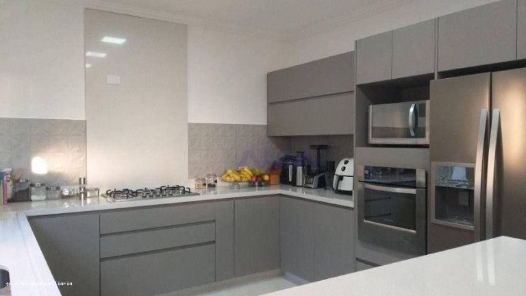 Casa à Venda,  em Haras Bela Vista - Vargem Grande Paulista