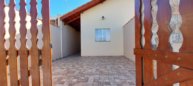 Imagem Casa com 2 Quartos à Venda, 150 m² em Nova Itanhaém - Itanhaém Imagem Casa com 2 Quartos à Venda, 150 m² em Nova Itanhaém - Itanhaém