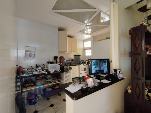 Imagem Casa com 3 Quartos à Venda, 360 m² em Piratininga - Niterói Imagem Casa com 3 Quartos à Venda, 360 m² em Piratininga - Niterói