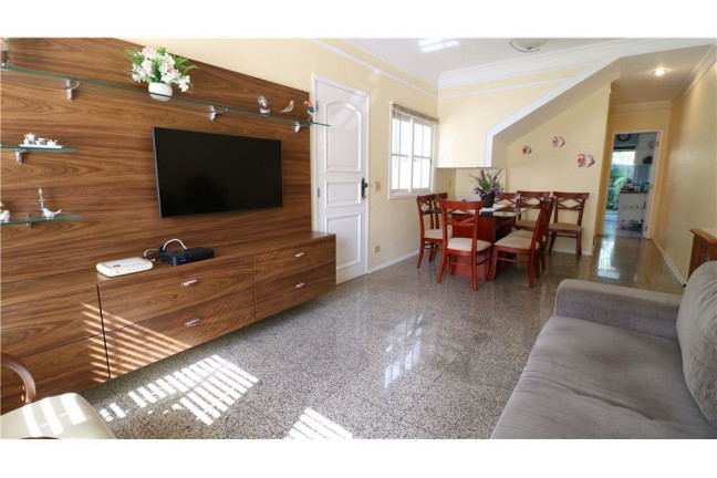 Imagem Casa com 3 Quartos à Venda, em Horto Do Ipê - São Paulo Imagem Casa com 3 Quartos à Venda, em Horto Do Ipê - São Paulo
