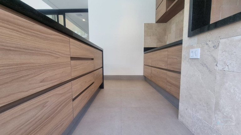 Imagem Sobrado com 4 Quartos à Venda, 450 m² em Residencial Alphaville - Campo Grande Imagem Sobrado com 4 Quartos à Venda, 450 m² em Residencial Alphaville - Campo Grande