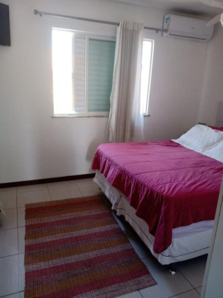 Imagem Casa com 4 Quartos à Venda, 117 m² em Centro - Lauro De Freitas Imagem Casa com 4 Quartos à Venda, 117 m² em Centro - Lauro De Freitas