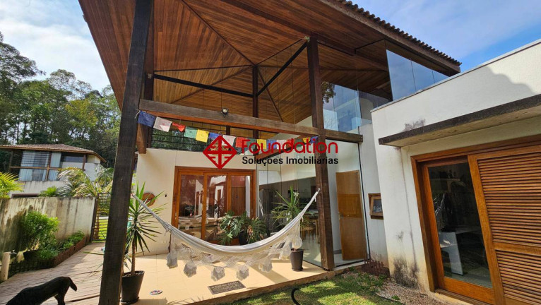 Imagem Casa de Condomínio com 3 Quartos à Venda, 585 m² em Chácara Dos Junqueiras - Carapicuíba Imagem Casa de Condomínio com 3 Quartos à Venda, 585 m² em Chácara Dos Junqueiras - Carapicuíba