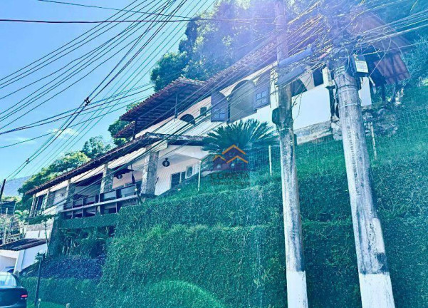 Casa com 5 Quartos à Venda, 200 m² em Centro - Angra Dos Reis