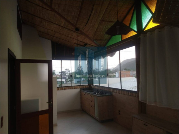 Imagem Casa com 3 Quartos à Venda, 367 m² em Rio Vermelho - Florianópolis