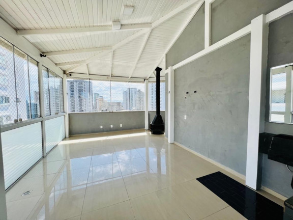 Imagem Imóvel com 3 Quartos à Venda, 180 m² em Centro - Itajaí Imagem Imóvel com 3 Quartos à Venda, 180 m² em Centro - Itajaí