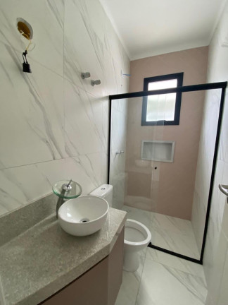 Imagem Casa com 3 Quartos à Venda, 123 m² em Boqueirão - Santos
