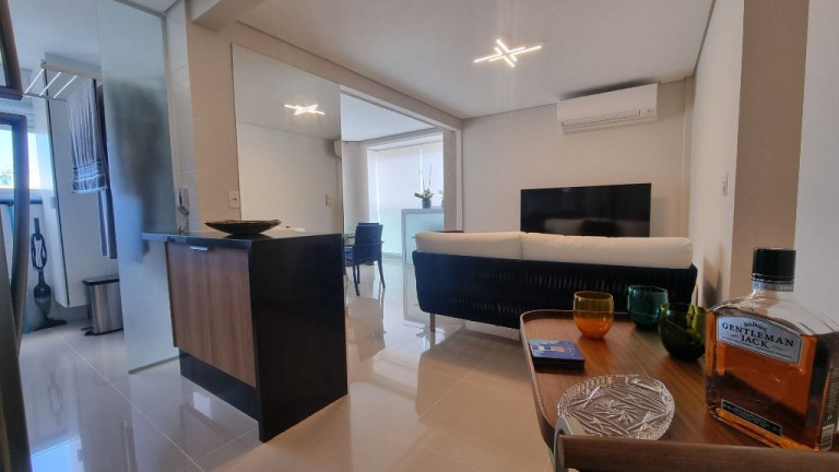 Apartamento com 2 Quartos à Venda, 70 m² em Pitangueiras - Guarujá