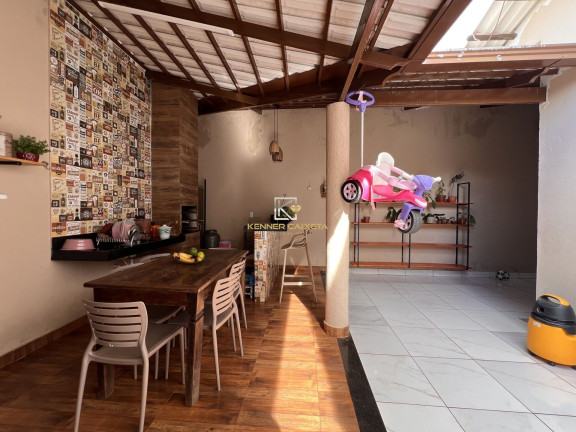 Imagem Casa com 3 Quartos à Venda, 202 m² em Afonso Queiroz - Patos De Minas Imagem Casa com 3 Quartos à Venda, 202 m² em Afonso Queiroz - Patos De Minas