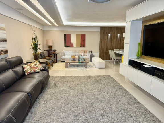 Imagem Imóvel com 4 Quartos à Venda, 187 m² em Icaraí - Niterói