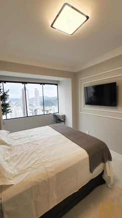Imagem Apartamento com 2 Quartos à Venda, 78 m² em Centro - Balneário Camboriú