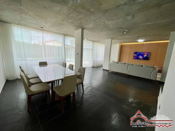 Imagem Casa com 5 Quartos à Venda, 300 m² em Centro - Jacareí Imagem Casa com 5 Quartos à Venda, 300 m² em Centro - Jacareí