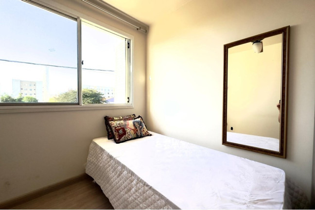 Imagem Casa com 3 Quartos à Venda, em Sarandi - Porto Alegre Imagem Casa com 3 Quartos à Venda, em Sarandi - Porto Alegre