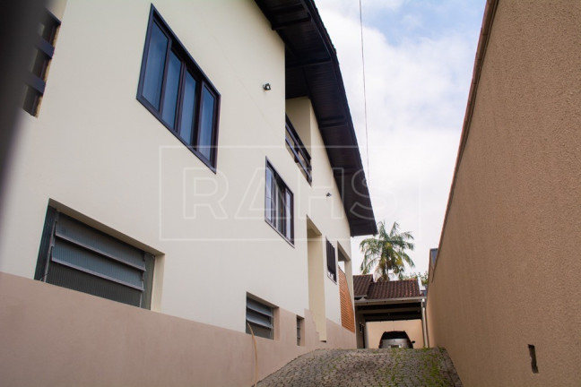 Imagem Casa com 5 Quartos à Venda, 359 m² em Nova Brasília - Joinville