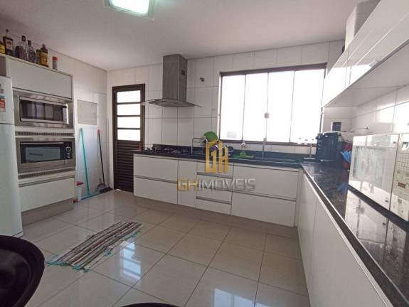 Imagem Sobrado com 3 Quartos à Venda, 180 m² em Parque Amazônia - Goiânia Imagem Sobrado com 3 Quartos à Venda, 180 m² em Parque Amazônia - Goiânia