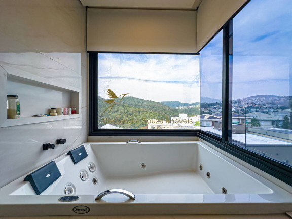 Imagem Casa com 4 Quartos à Venda, 470 m² em Alphaville - Santana De Parnaíba Imagem Casa com 4 Quartos à Venda, 470 m² em Alphaville - Santana De Parnaíba