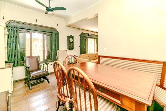Imagem Casa com 3 Quartos à Venda, 299 m² em Passo Da Areia - Porto Alegre Imagem Casa com 3 Quartos à Venda, 299 m² em Passo Da Areia - Porto Alegre