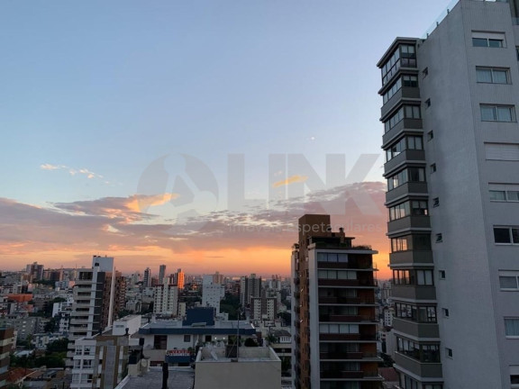 Imagem Imóvel com 4 Quartos à Venda, 418 m² em Petrópolis - Porto Alegre Imagem Imóvel com 4 Quartos à Venda, 418 m² em Petrópolis - Porto Alegre