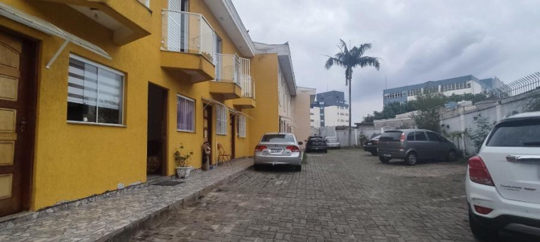 Sobrado com 1 Quarto à Venda, 60 m² em Vila Jacuí - São Paulo